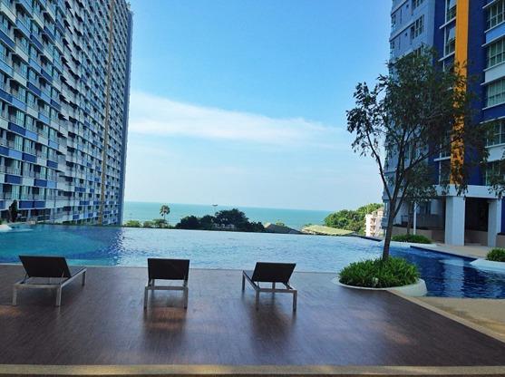Lumpini Parkbeach Pattaya Pool View Jomtien Beach Extérieur photo